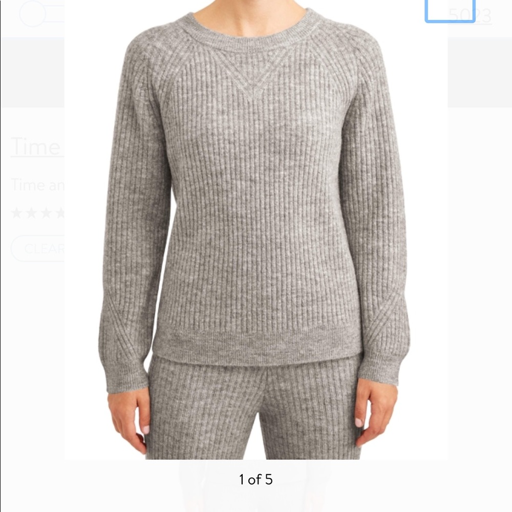 Time and tru Pullover sweater